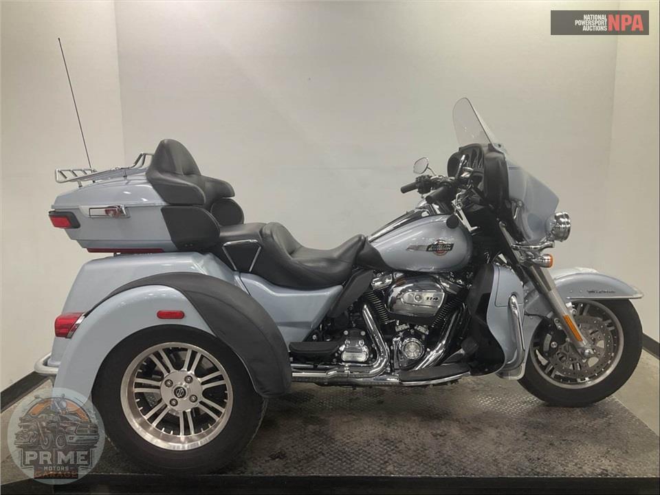 2023 Harley-Davidson FLHTCUTG TRI GLIDE ULTRA CLASSIC — фото 1