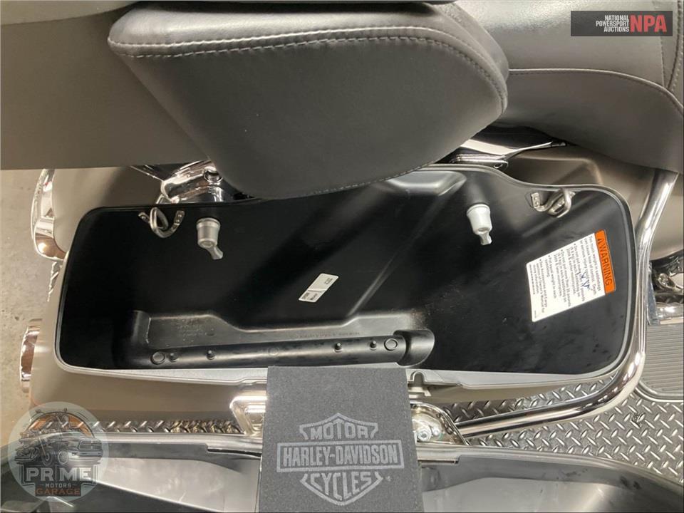 2018 Harley-Davidson FLHTK ULTRA LIMITED — фото 20