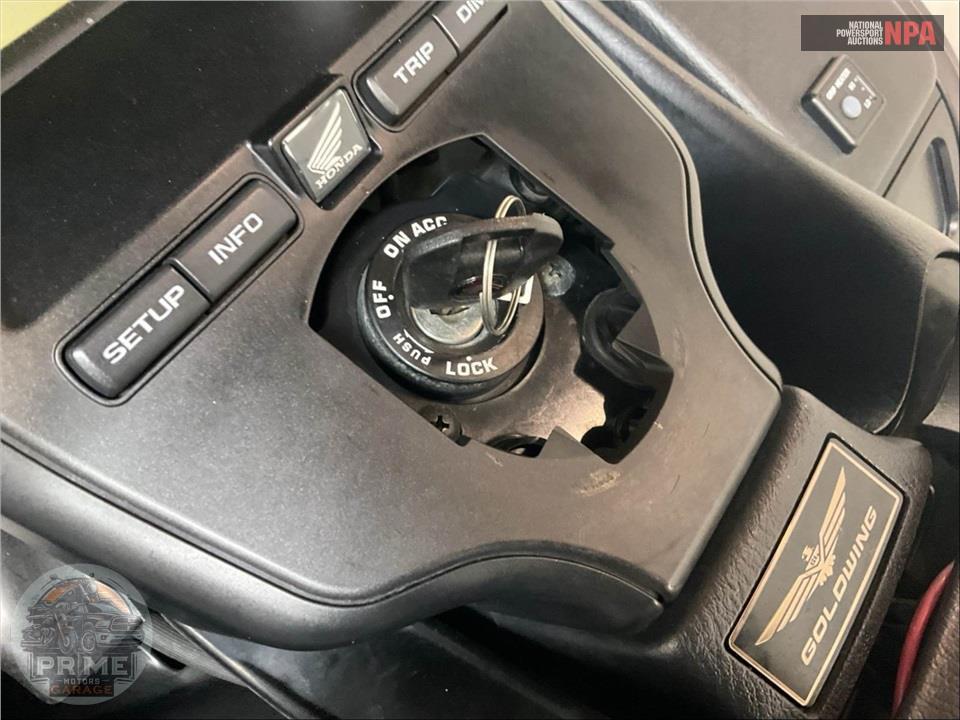 2013 Honda GL1800BDD GLDWNG F6B DLX — фото 6
