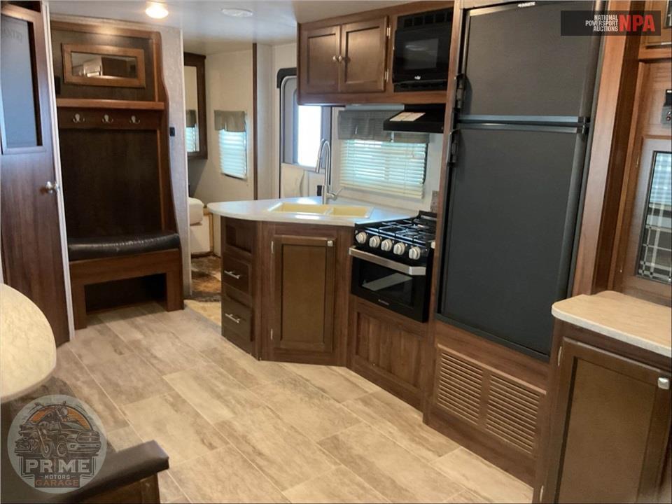 2019 Heartland Rvs M-312 - MALLARD SERIES — фото 8