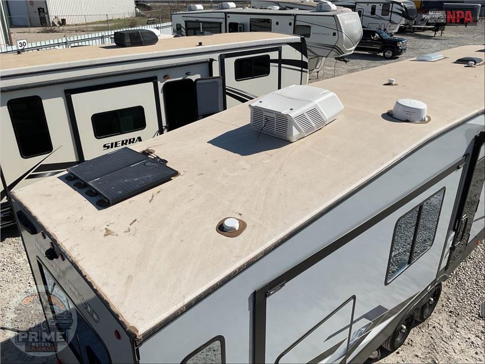 2023 Cherokee By Forest River M-3660SUITE - ARCTIC WOLF FIFTH WHEEL SERIES — фото 25