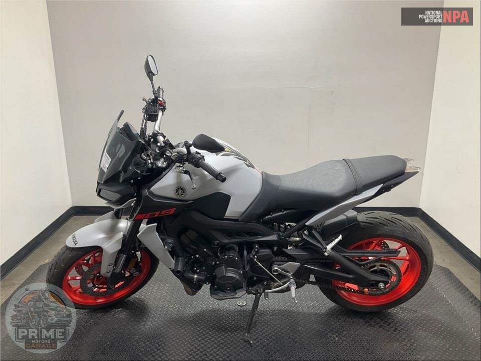 2020 Yamaha MT-09 — фото 3