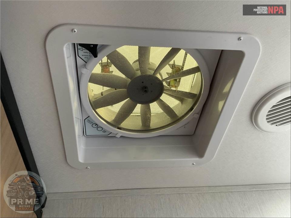 2024 Cherokee By Forest River M-3660SUITE - ARCTIC WOLF FIFTH WHEEL SERIES — фото 24