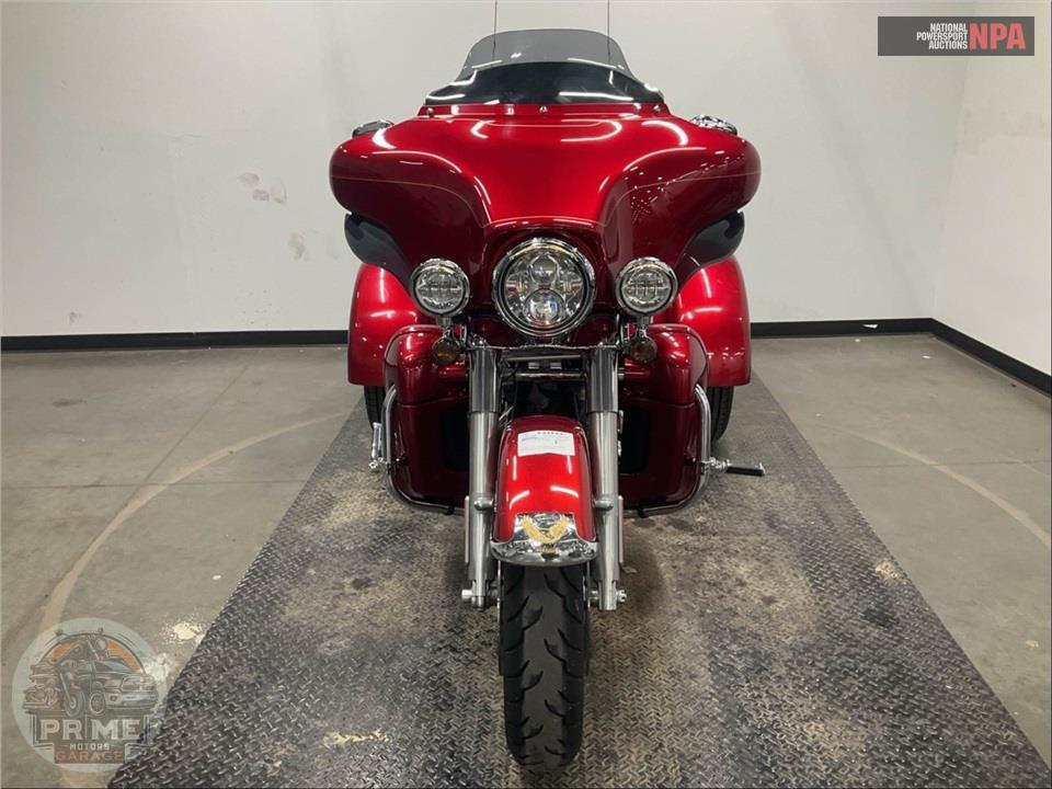2013 Harley-Davidson FLHTCUTG TRIGLIDE UL CLSC — фото 2