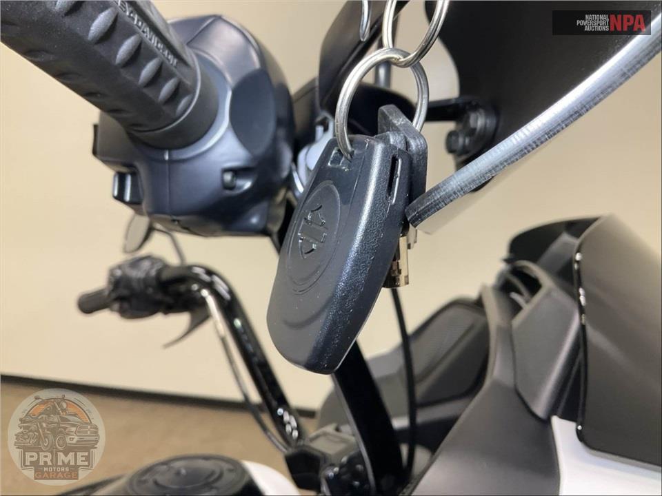 2025 Harley-Davidson FLTRX ROAD GLIDE — фото 10