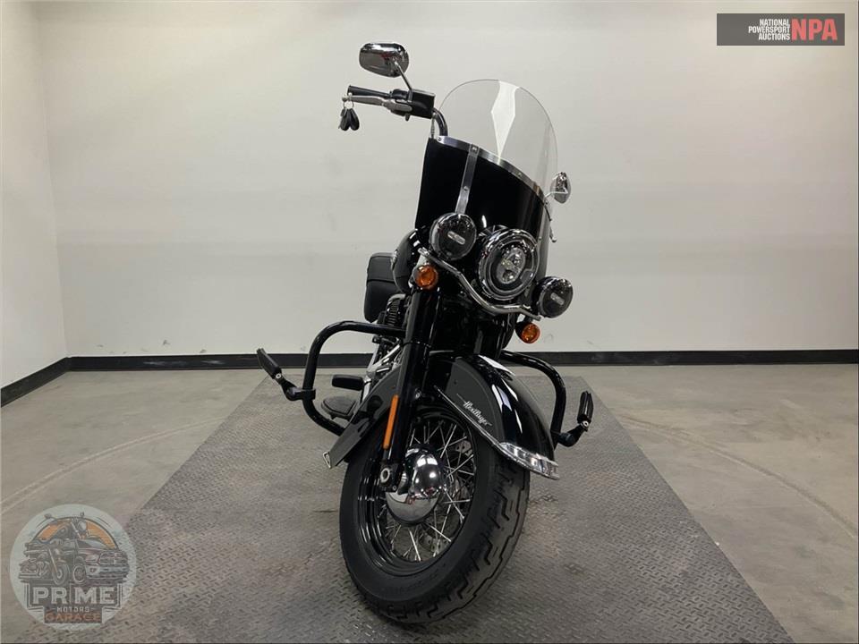 2019 Harley-Davidson FLHCS HERITAGE CLASSIC 114 — фото 2
