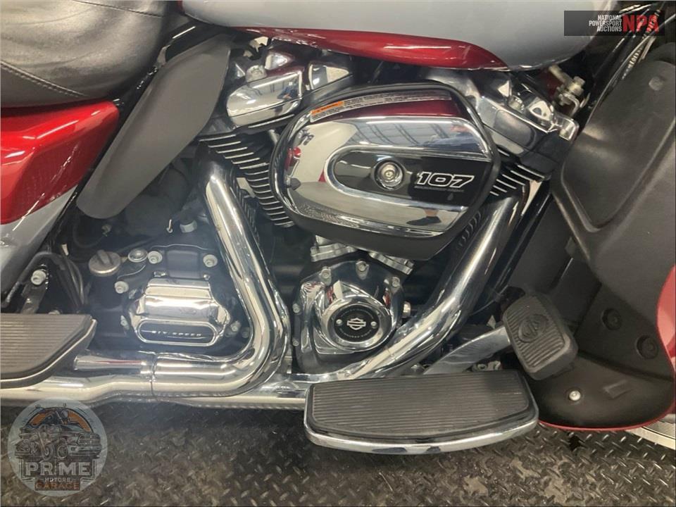 2019 Harley-Davidson FLHTCU ELECTRA GLIDE ULTRA CLASSIC — фото 6