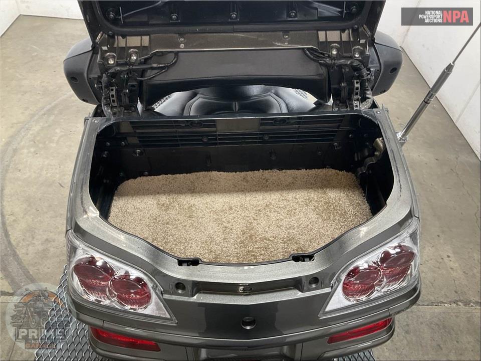 2010 Honda GL1800HPMA GOLDWING — фото 19