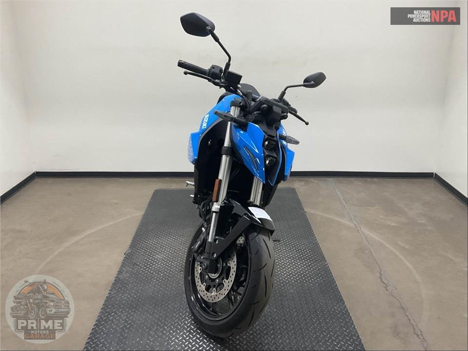 2025 Suzuki GSX800RQM5 GSX-8S — фото 2