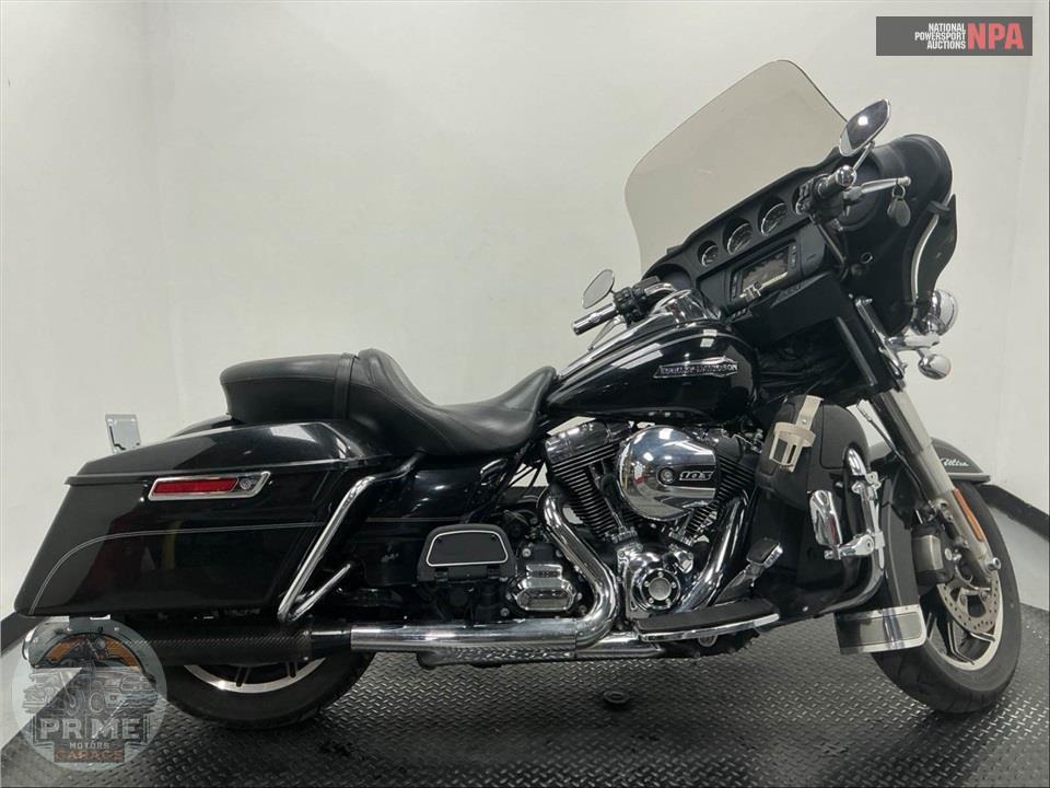 2014 Harley-Davidson FLHTCU ULTRA CLASSIC ELECTRA GLIDE — фото 1