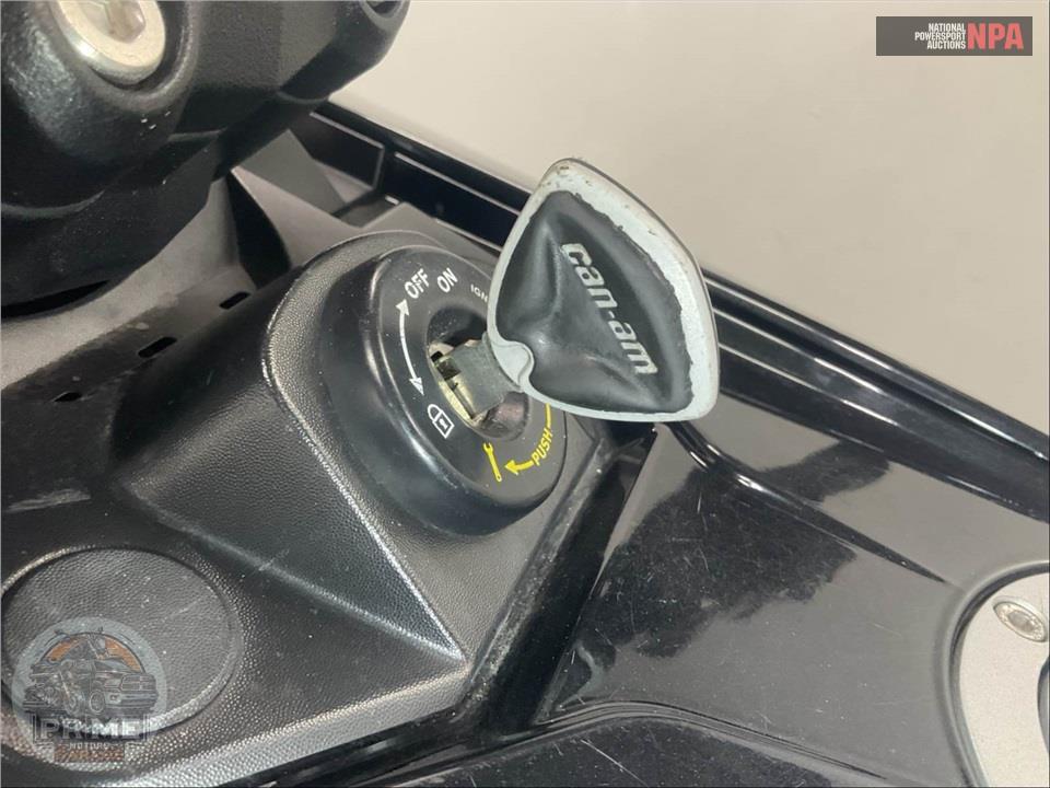 2017 Can-Am SPYDER F3 SE6 LIMITED — фото 12