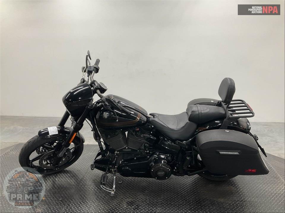 2017 Harley-Davidson FXSE CVO PRO STREET BREAKOUT — фото 3
