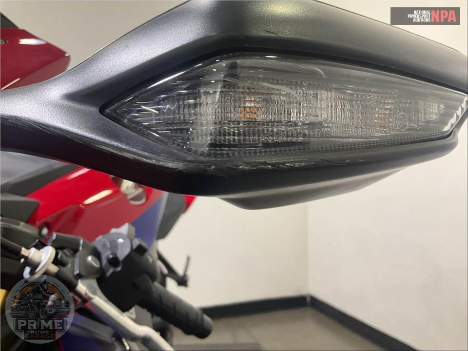 2022 Honda CBR1000RR — фото 33