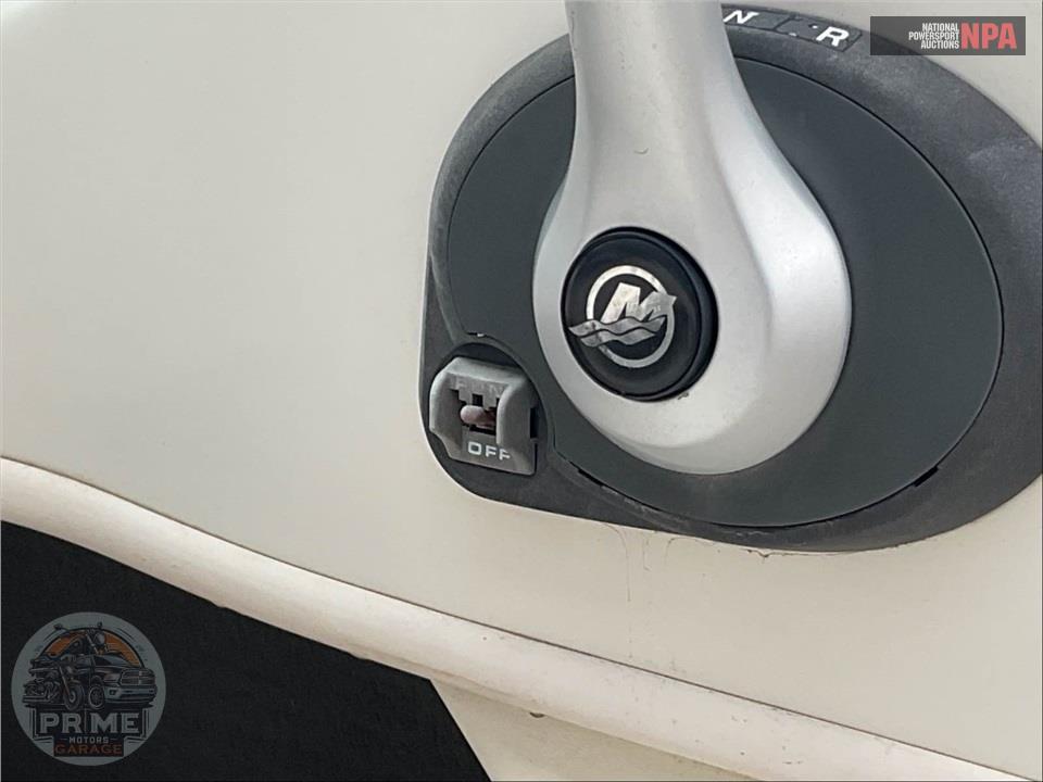 2008 Sea Ray Boats 205 SPORT SPORT SERIES L=21/E=1 MERC SD — фото 37