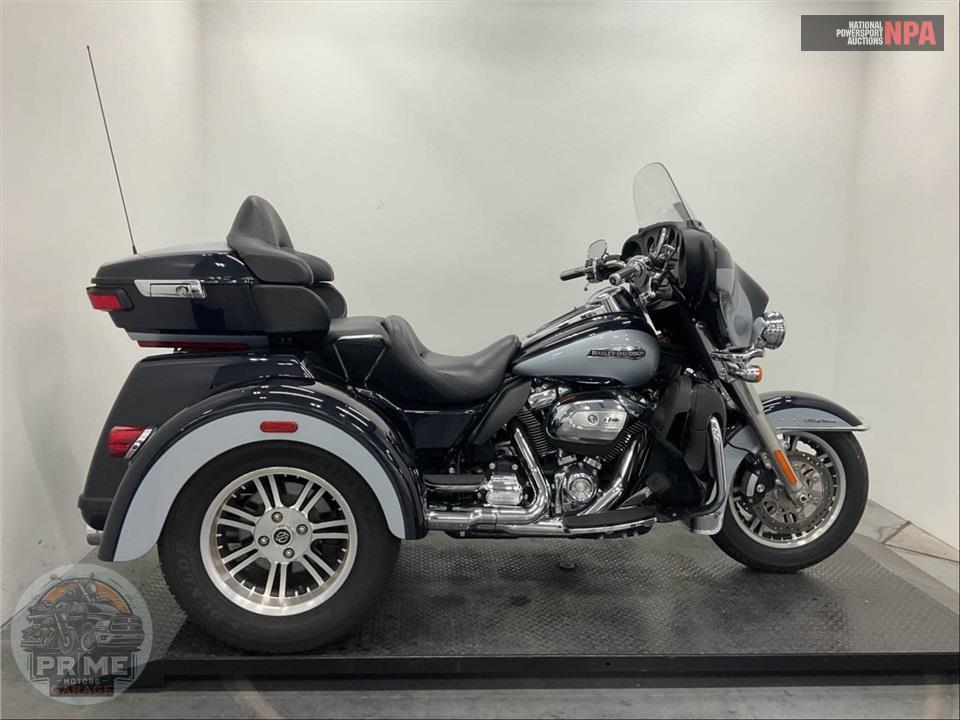2019 Harley-Davidson FLHTCUTG TRI GLIDE ULTRA — фото 1