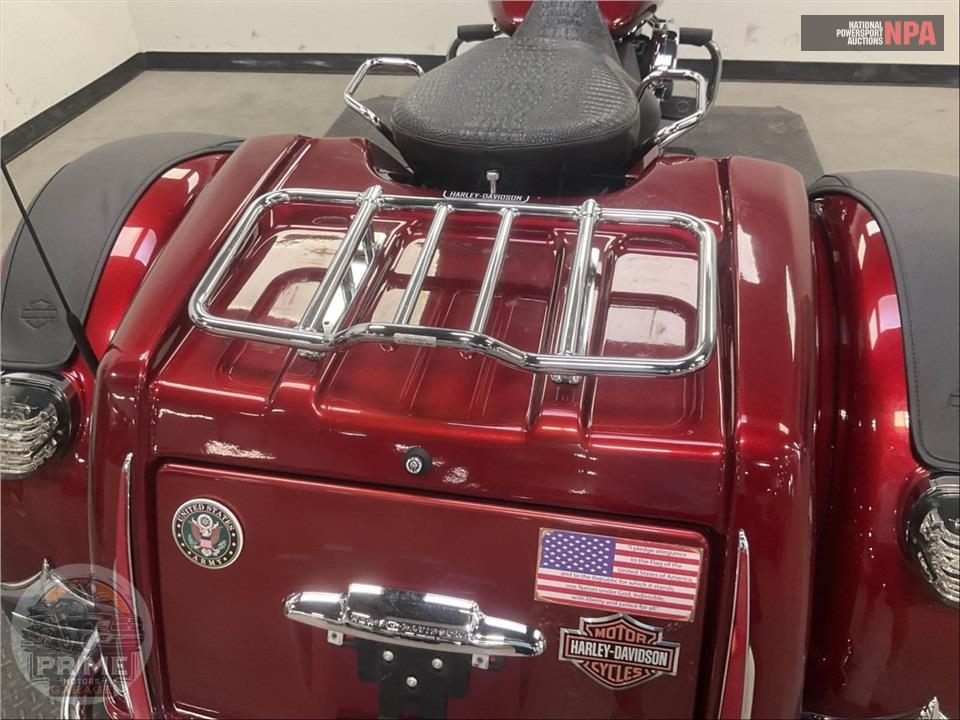 2012 Harley-Davidson FLHTCUTG TRIGLIDE UL CLSC — фото 26