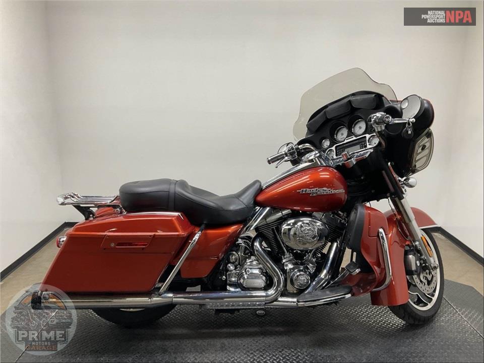 2011 Harley-Davidson FLHX-103 STREET GLIDE — фото 1