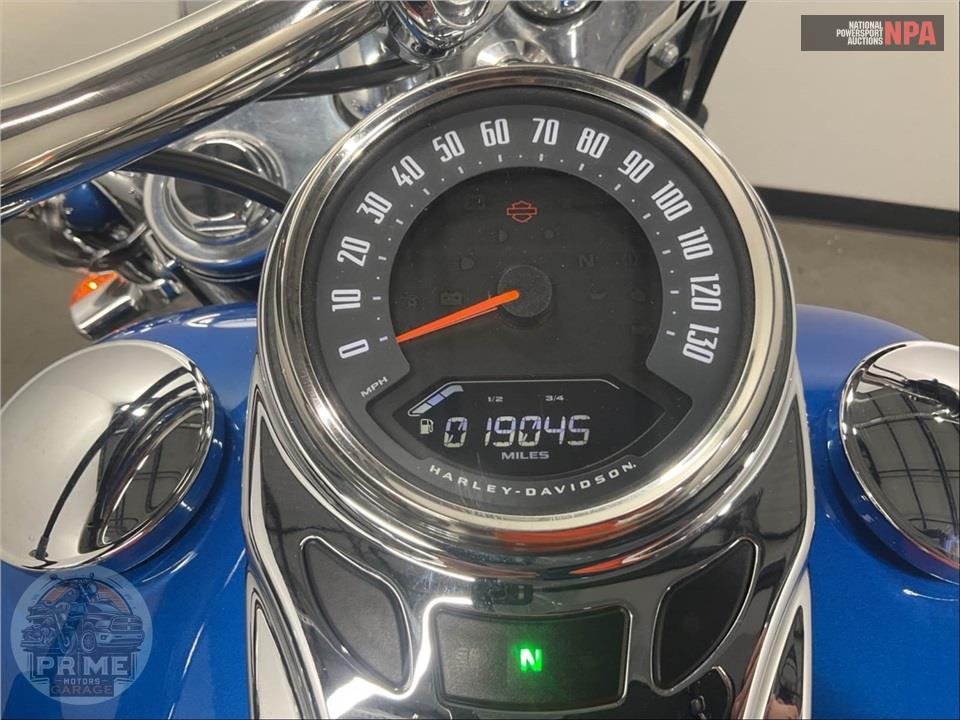 2018 Harley-Davidson FLDE DELUXE — фото 5