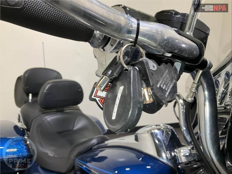 2018 Harley-Davidson FLHX STREET GLIDE ANNIVERSARY — фото 12
