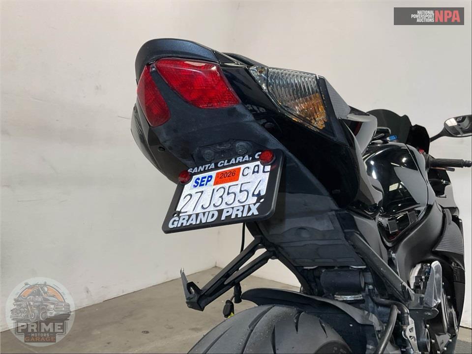 2011 Suzuki GSX-R750L1 — фото 13