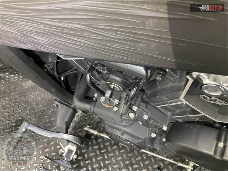 2021 Indian Motorcycle SCOUT BOBBER (ABS, BLACK SMOKE) — фото 10