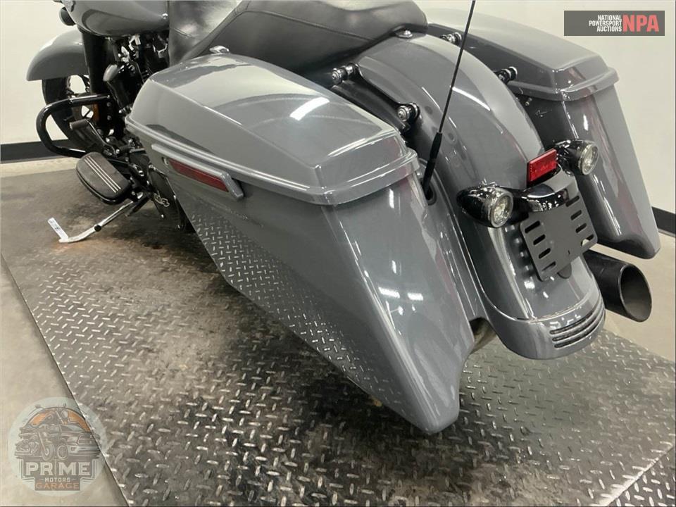 2022 Harley-Davidson FLHXS STREET GLIDE SPECIAL — фото 18