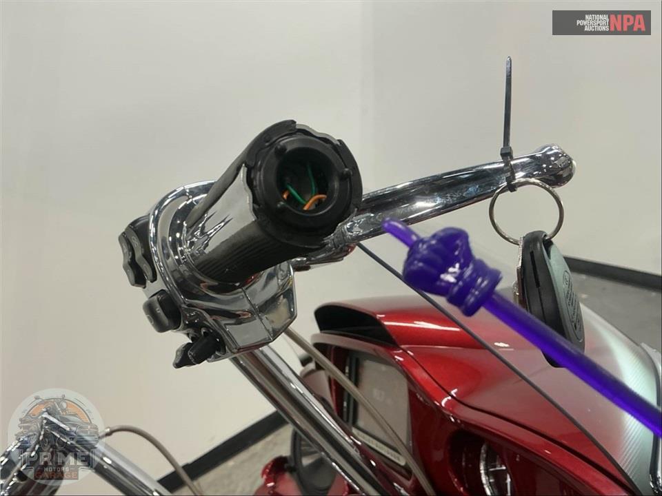 2016 Harley-Davidson FLTRUSE CVO ROAD GLIDE ULTRA — фото 37