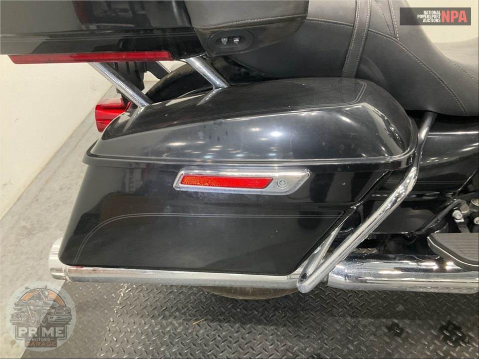 2019 Harley-Davidson FLHTCU ELECTRA GLIDE ULTRA CLASSIC — фото 22