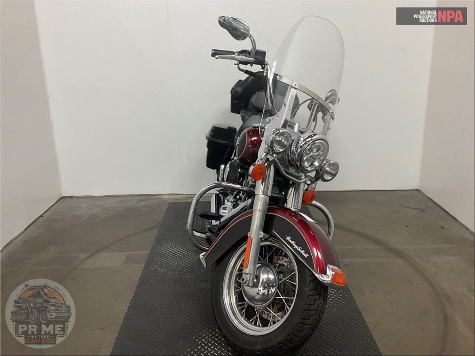 2015 Harley-Davidson FLSTC HERITAGE SOFTAIL CLASSIC — фото 2