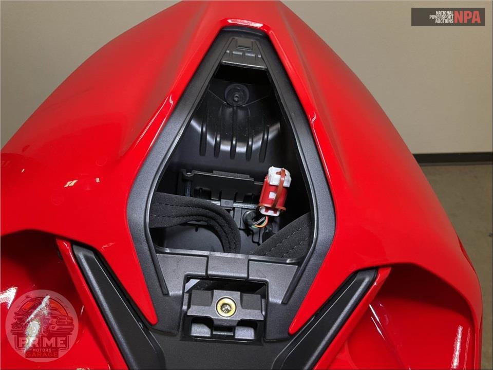 2025 Ducati PANIGALE V2 — фото 12