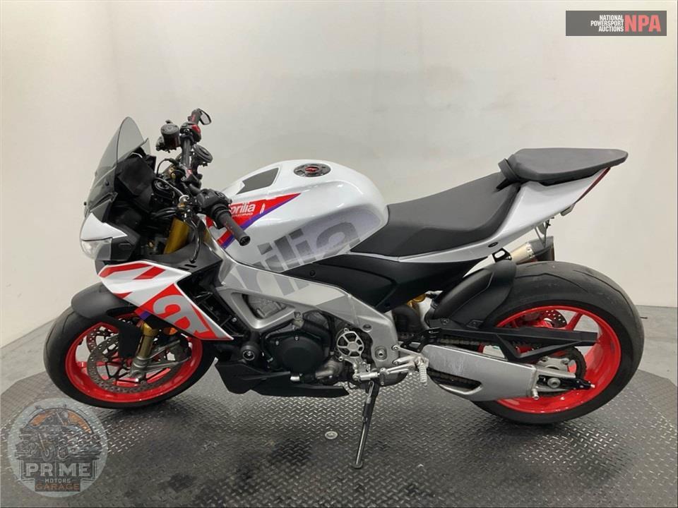 2024 Aprilia TUONO V4 FACTORY 1100 — фото 3