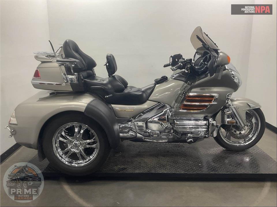 2002 Honda GL1800A2 GOLDWING ABS — фото 1