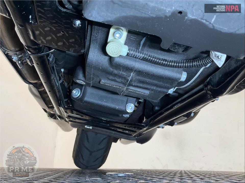 2021 Harley-Davidson FLTRXS ROAD GLIDE SPECIAL — фото 12