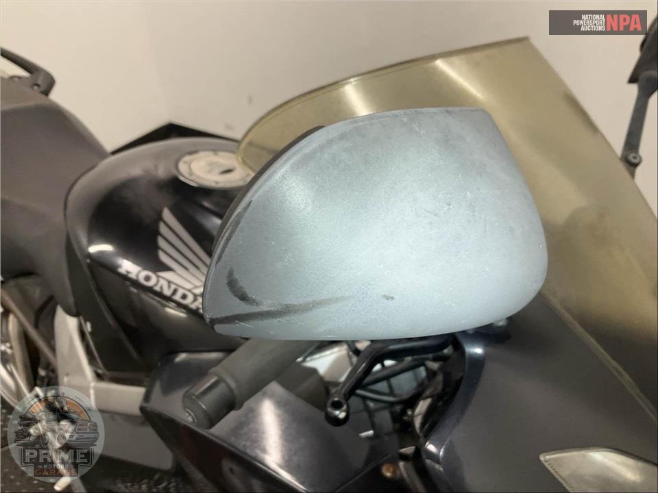 2006 Honda VFR8006 INTERCEPTOR — фото 30