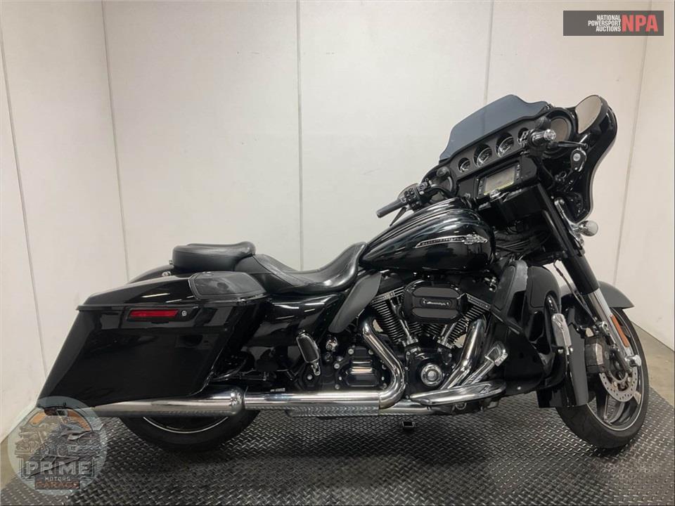 2016 Harley-Davidson FLHXSE CVO STREET GLIDE SPECIAL — фото 1