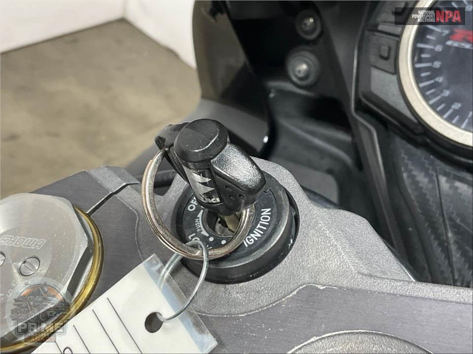 2011 Suzuki GSX-R750L1 — фото 11