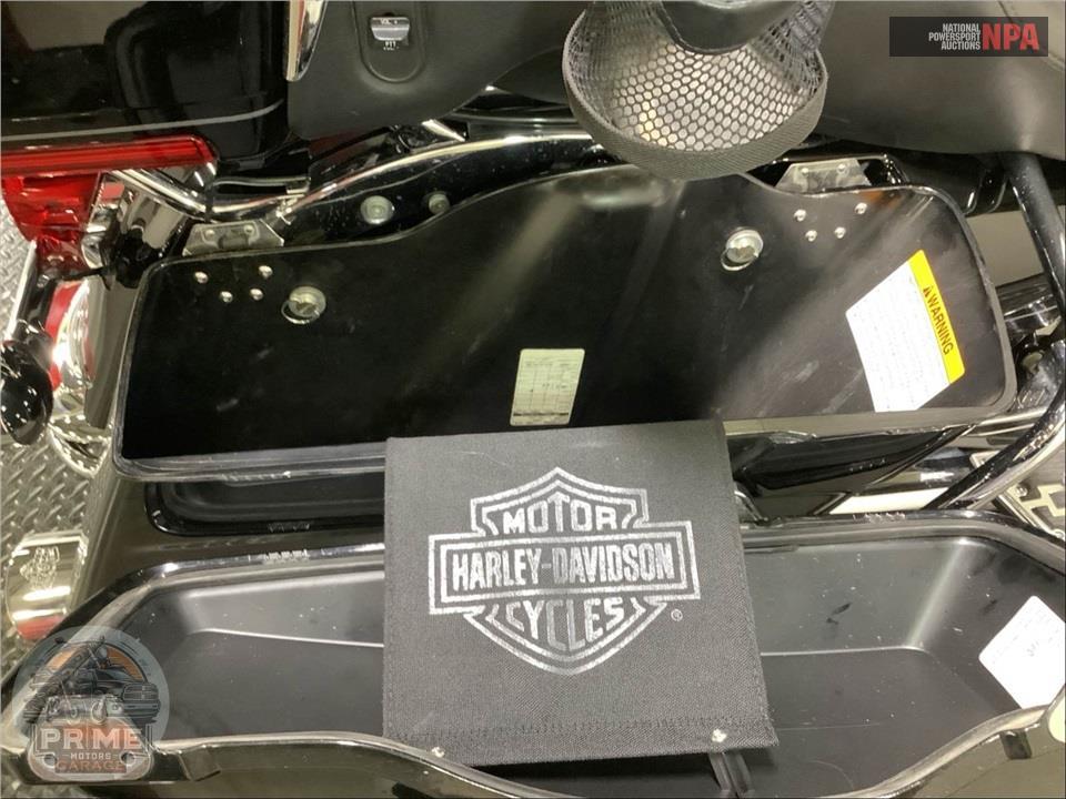 2011 Harley-Davidson FLHTK ELECTRA GLIDE UL LI — фото 22