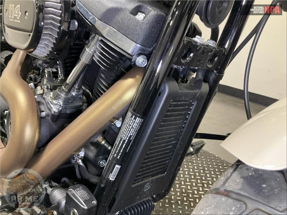 2022 Harley-Davidson FXFBS FAT BOB 114 — фото 13