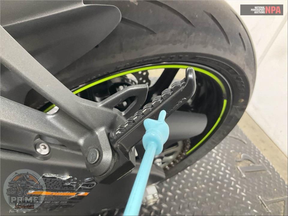 2022 Kawasaki ZX636HNFNN NINJA ZX-6R — фото 16