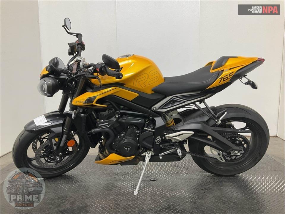 2026 Triumph STREET TRIPLE 765 MOTO2 RS (TWO TONE) — фото 3