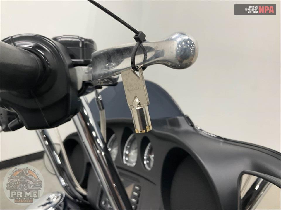 2020 Harley-Davidson FLHX STREET GLIDE — фото 10