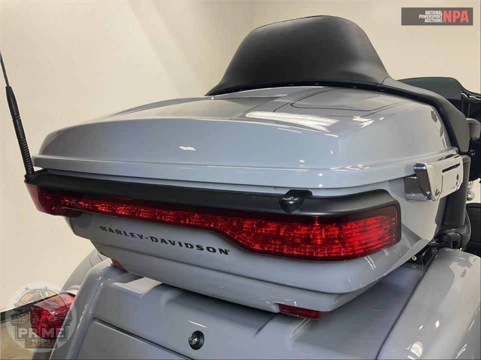 2024 Harley-Davidson FLHTCUTG TRI GLIDE ULTRA CLASSIC — фото 16