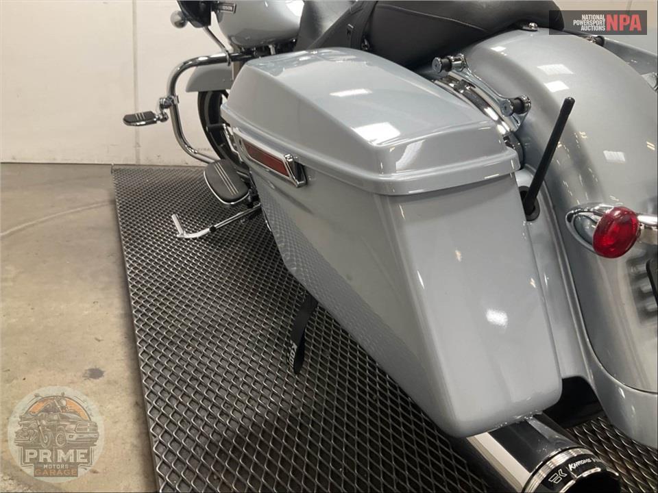 2023 Harley-Davidson FLTRX ROAD GLIDE — фото 17