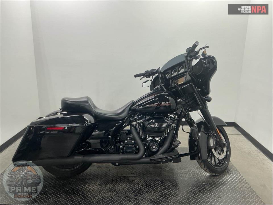 2018 Harley-Davidson FLHXS STREET GLIDE SPECIAL — фото 1
