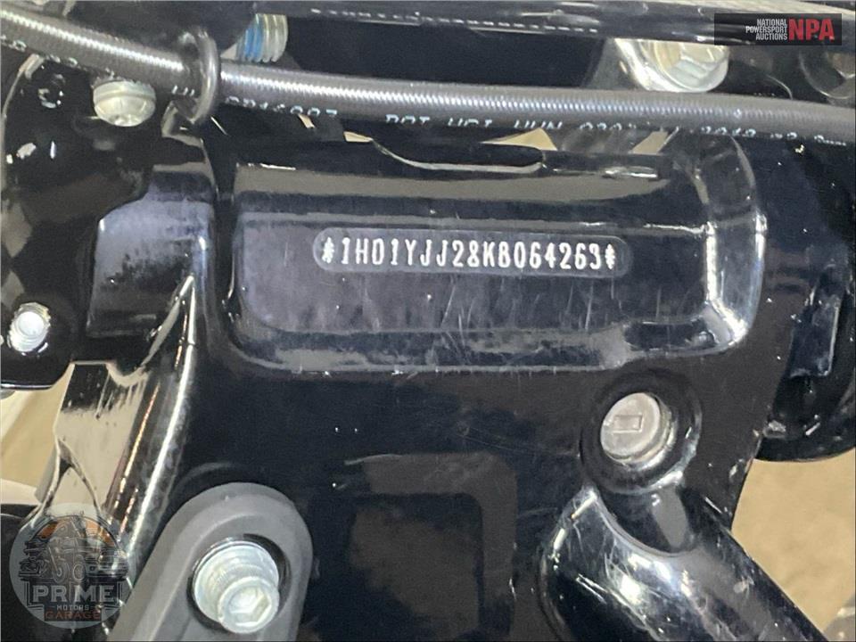 2019 Harley-Davidson FXBB STREET BOB — фото 36