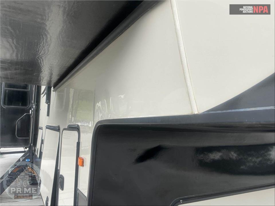 2015 Crossroads Rv FRANKLIN - RUSHMORE FIFTH WHEEL SERIES — фото 42