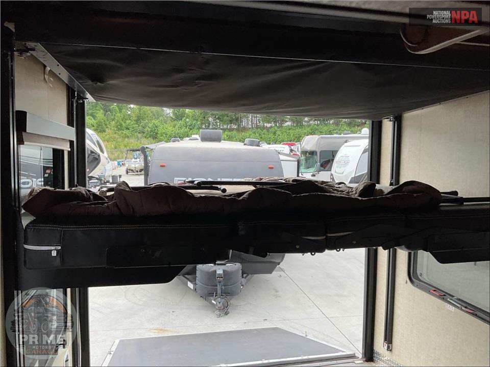 2015 Keystone Rv M-303 - IMPACT TOY HAULER SERIES — фото 12