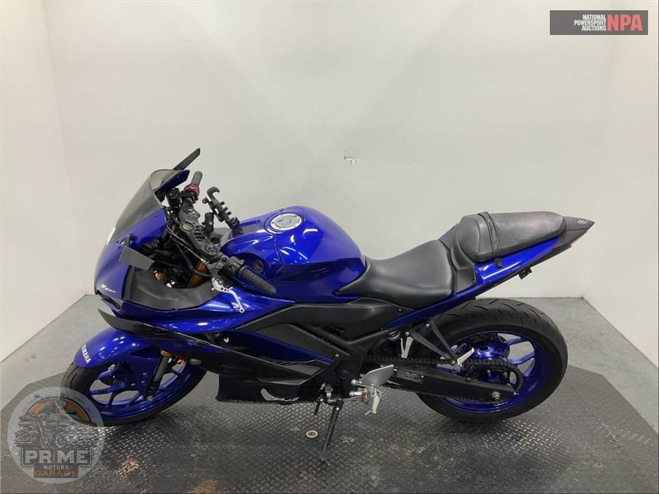 2019 Yamaha YZF-R3 — фото 3