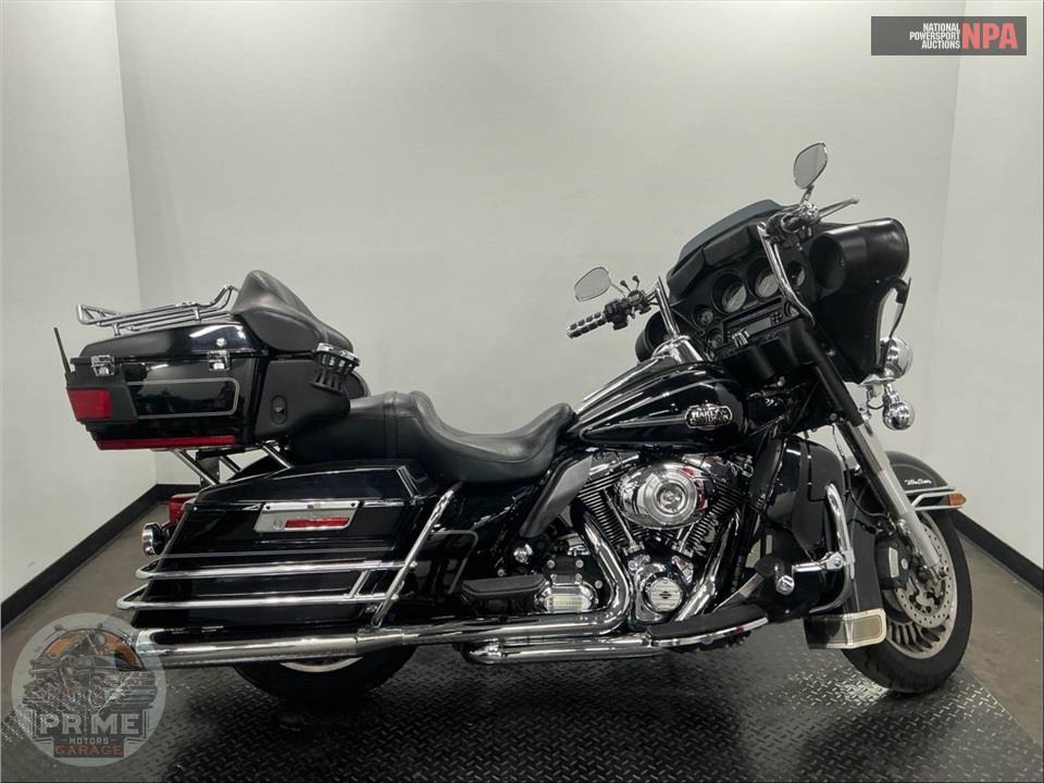 2013 Harley-Davidson FLHTCU UL CLSC EL GLIDE — фото 1