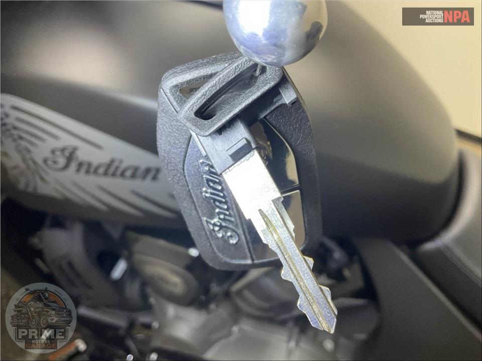 2023 Indian Motorcycle CHALLENGER DARK HORSE (SMOKE) — фото 26